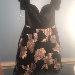 A black and dusty gold flower dress!!
